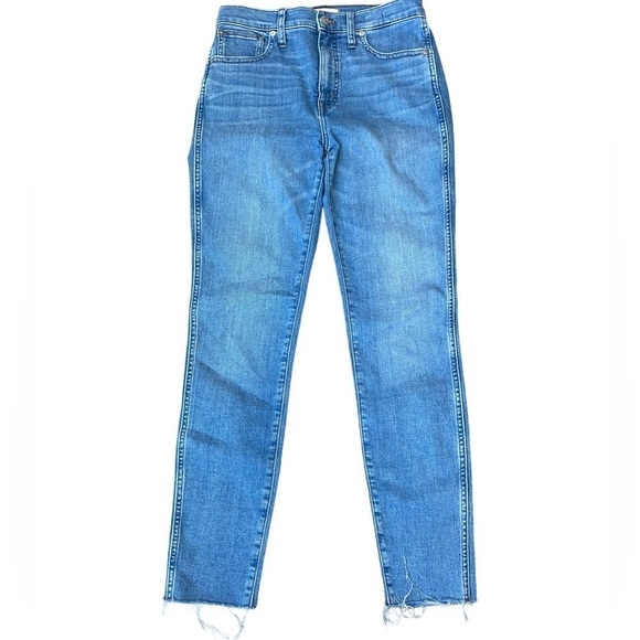 Madewell 10" High-Rise Skinny Jeans in Highview Wash: Raw-Hem Edition - Picture 4 of 11
